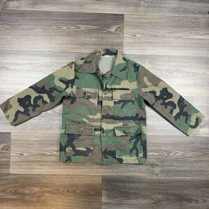 Long Sleeve Button Up Woodland Camo Jacket Size 12 Kids